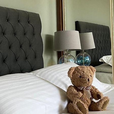 Cambridge Villa Ворик Екстер'єр фото